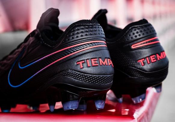 NIKE ナイキ ティエンポ Legend 8 Club FG レビュー】 ナイキ ティエンポレジェンド8エリートFG 評価