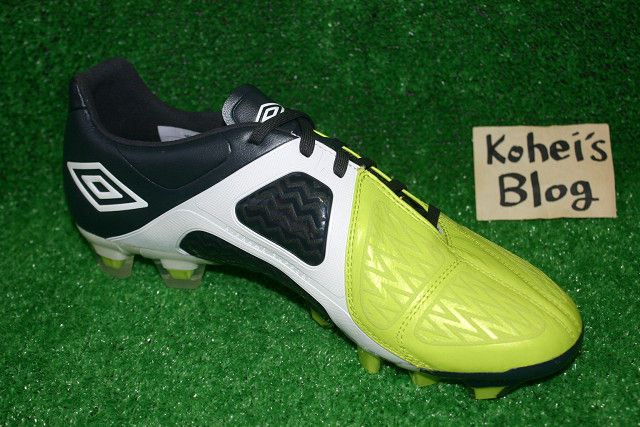 UMBRO ジオメトラ2 PRO : Kohei's BLOG サッカースパイク情報ブログ