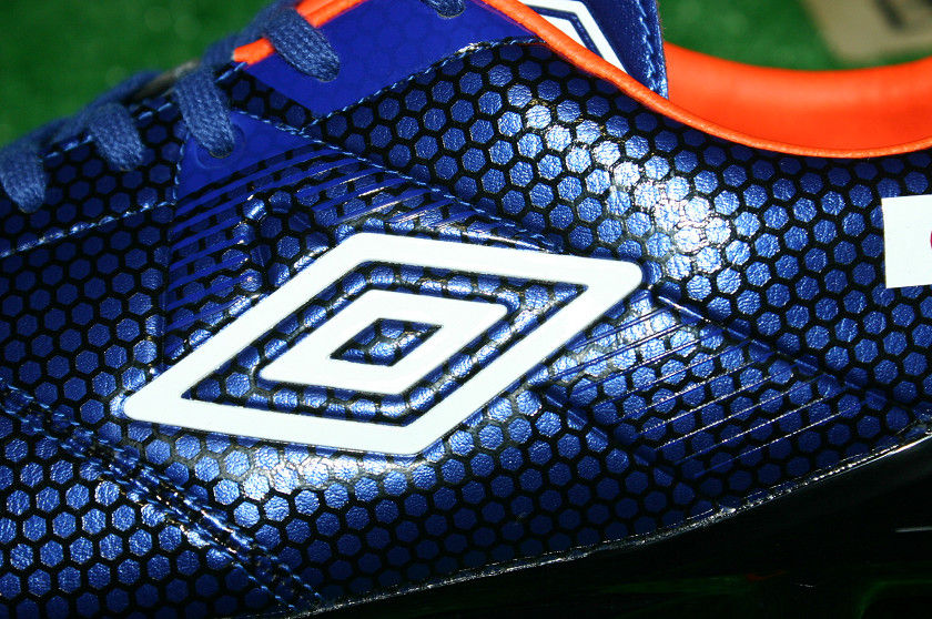 UMBRO アクセレイターESE : Kohei's BLOG サッカースパイク情報