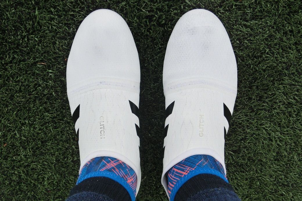 レビュー】 アディダス GLITCH 16 FG/AG 評価・使用感 : Kohei's BLOG