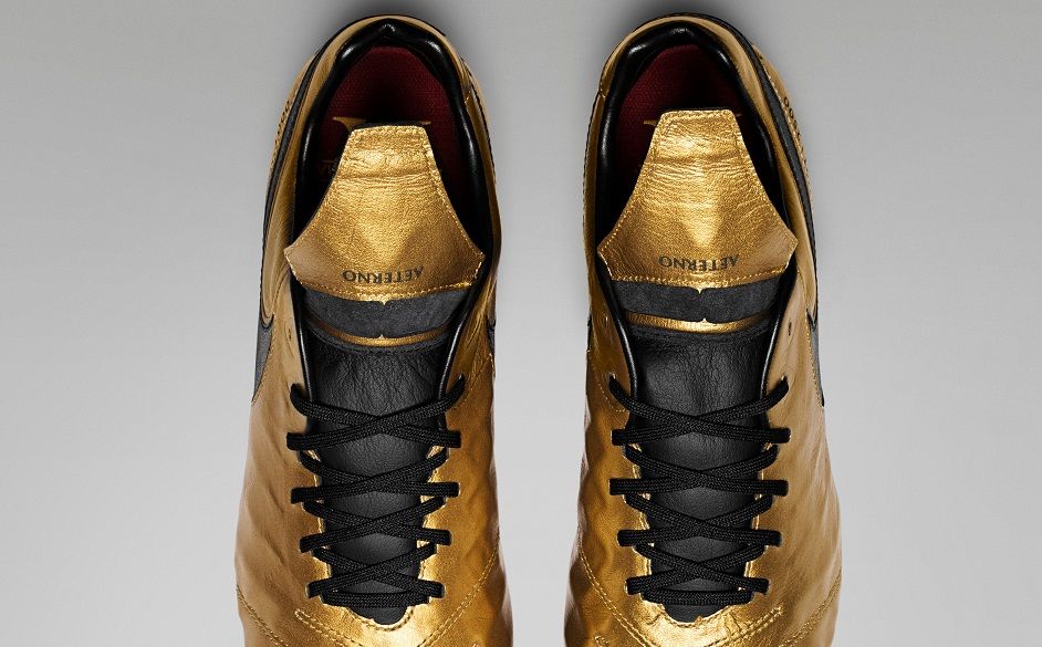 トッティ】 ティエンポレジェンド6 FG Totti X Roma 2500足限定 トッティ】 ティエンポレジェンド6 FG Totti X Roma 2500足限定