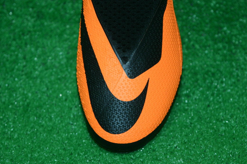 ナイキ ファントムビジョン2 DF FG 初代ハイパーヴェノムカラー 機能性