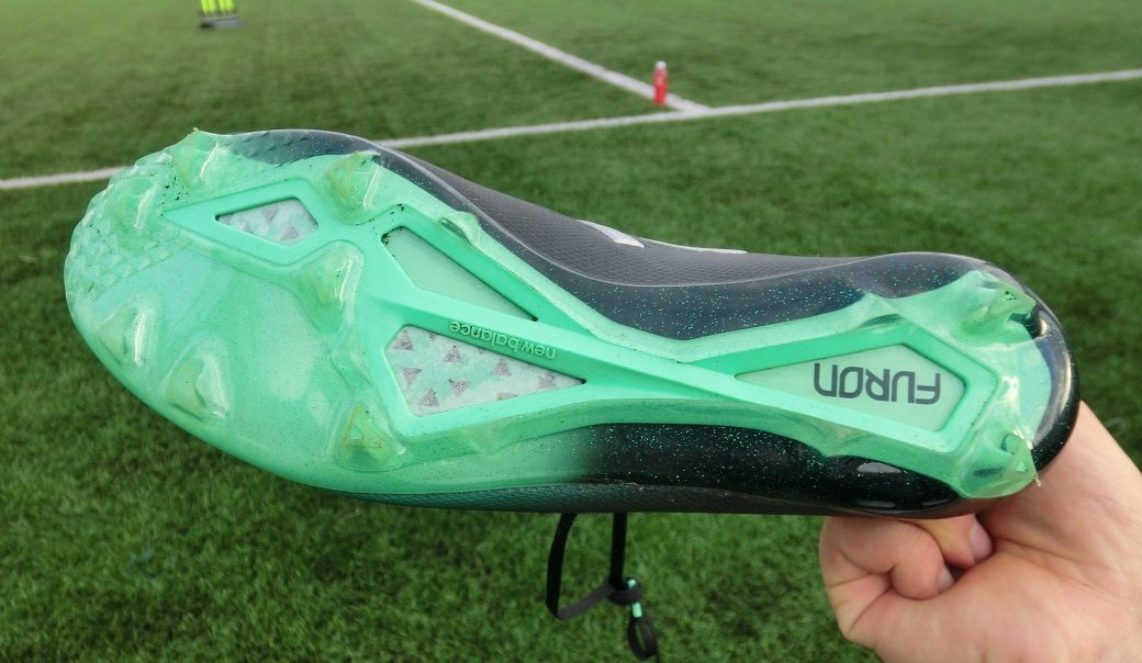 新型】 ニューバランス フューロンV5 & テケラV1新色 登場