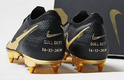 ドルトムントFWハーランドが特別カラーの「マーキュリアルヴェイパー13