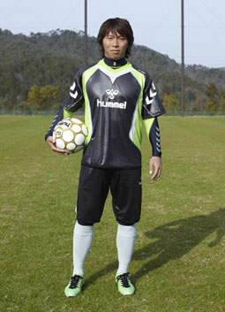 ヒュンメル セラーテSG 選手支給 特注品 新品未使用 mixポイント 別注 ヒュンメル セラーテα 新色(2014年12月) : Kohei's BLOG