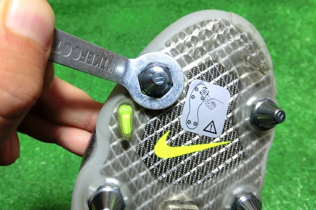 ナイキスパイク Sg Proソールのレンチ 工具 を失くしてしまった時の対処法 代用スパナ紹介 Kohei S Blog サッカースパイク情報ブログ