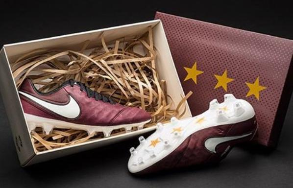 ピルロ着用スパイク】 NIKE ティエンポレジェンド 6 FG PIRLO ピルロ着用スパイク】 NIKE ティエンポレジェンド 6 FG PIRLO