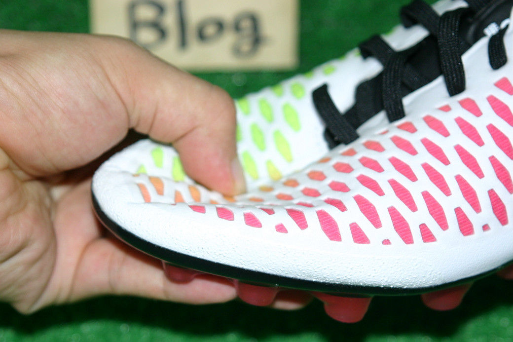 Nike マジスタオーパス Ag 人工芝用ソール 詳細 Kohei S Blog サッカースパイク情報ブログ