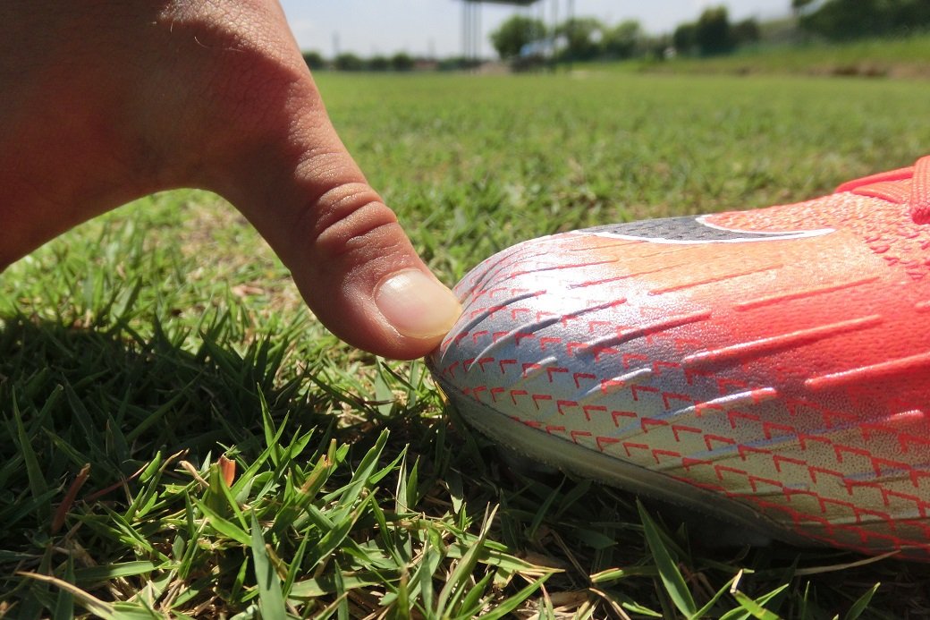 レビュー】 ナイキ マーキュリアルスーパーフライ6エリートFG