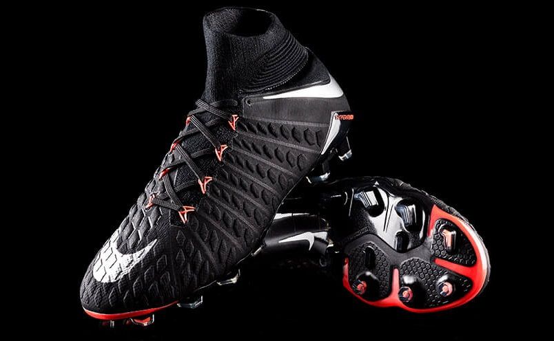 新色】 NIKE ハイパーヴェノムファントム3 Strike Night Black 新色】 NIKE ハイパーヴェノムファントム3 Strike Night Black