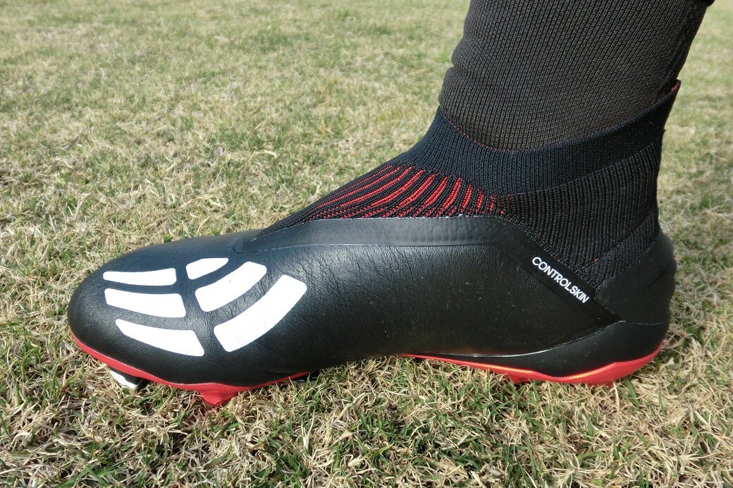 レビュー】プレデターマニア19+ FG 評価 (レースレススパイク