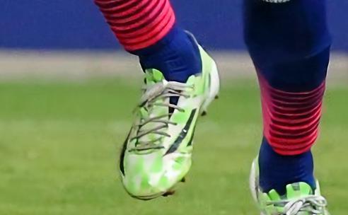 シュータンの横ズレを防止するサッカースパイクカスタム法を紹介 Kohei S Blog サッカースパイク情報ブログ シュータンの横ズレを防止するサッカースパイクカスタム法を紹介 Kohei S Blog サッカースパイク情報ブログ