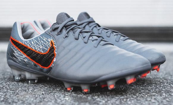 新色】 ナイキスパイク ビクトリーパック (2019女子サッカーW杯