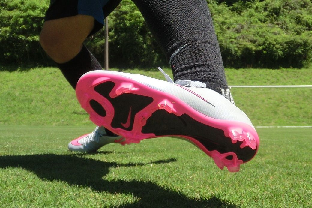 堂安 律選手サイン入りPuma サッカーシューズ ホワイト(当選通知書掲載