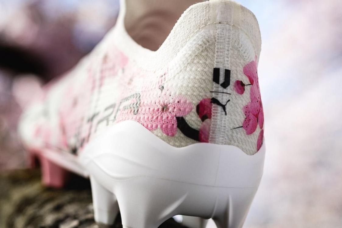 海外限定販売カラー「PUMA ウルトラ1.4 FG/AG Sakura」登場 海外限定販売カラー「PUMA ウルトラ1.4 FG/AG Sakura」登場