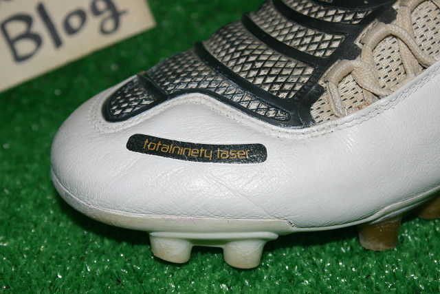 NIKE ナイキ T90 レーザー Ⅳ HG NIKE ナイキ T90 レーザー IV HG-B(蛍光イエロー) 472553 703 サッカー