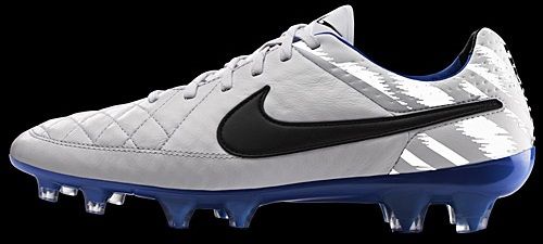 ティエンポ　レジェンド5 ターフ NIKE ティエンポ レジェンド 5 HG-E AF 赤 : Kohei's BLOG