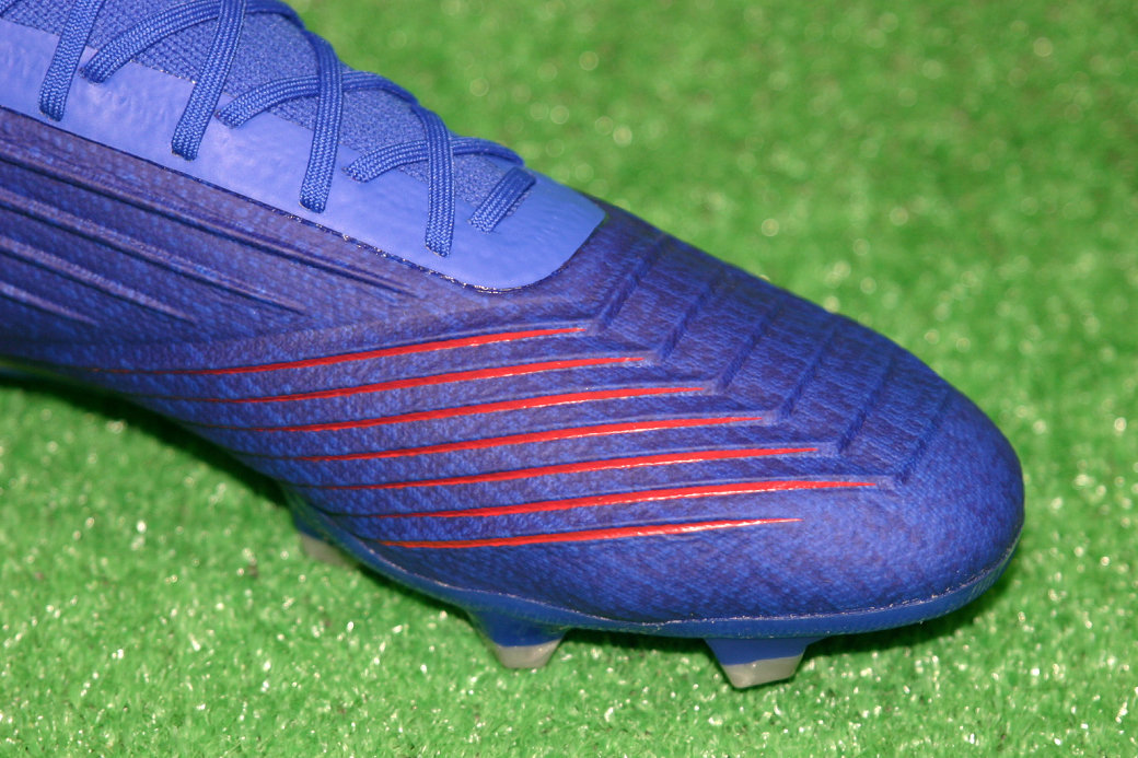 プレデター19.1トップモデル PREDATOR(プレデター) -HARD WIRED PACK