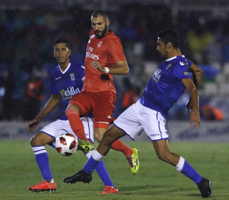 グティ 実使用スパイク レアルマドリード 本物 プーマ ロナウド ジダン