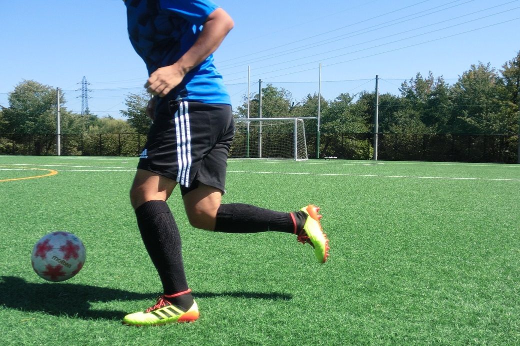 adidas プレデター 18.2-ジャパン HG/AG(ブラック×レッド)２７．０ＣＭ  adidas アディダス プレデター LEAGUE HG⁄AG(ブラック×グレー×レッド