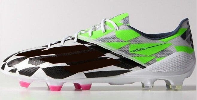 F50 adidas adizero 4 サッカーシューズ アディゼロ4 ユニークなF50アディゼロ4を着用するプロサッカー選手が登場