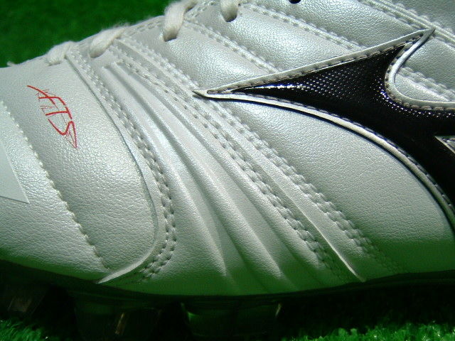 ミズノ スーパーソニックウエーブ 2 MD : Kohei's BLOG サッカー
