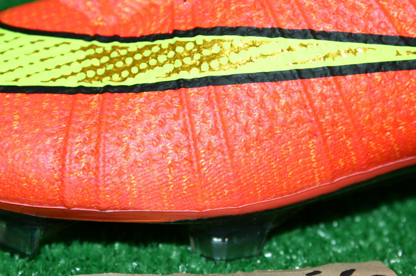 NIKE マーキュリアルヴェイパー スーパーフライ 4 FG 考察 アッパー編