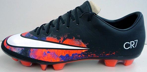 マーキュリアル CR7 Savage Beauty セール情報 : Kohei's BLOG
