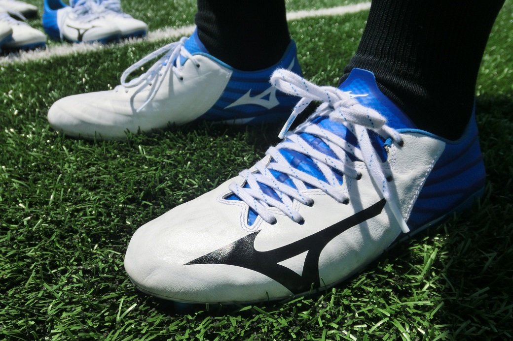 レビュー】 レビュラ3JAPAN vs レビュラ3ELITE 違いを比較