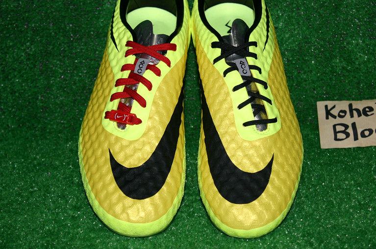 NIKE)REDシューレース + ハイパーヴェノムファントムHG