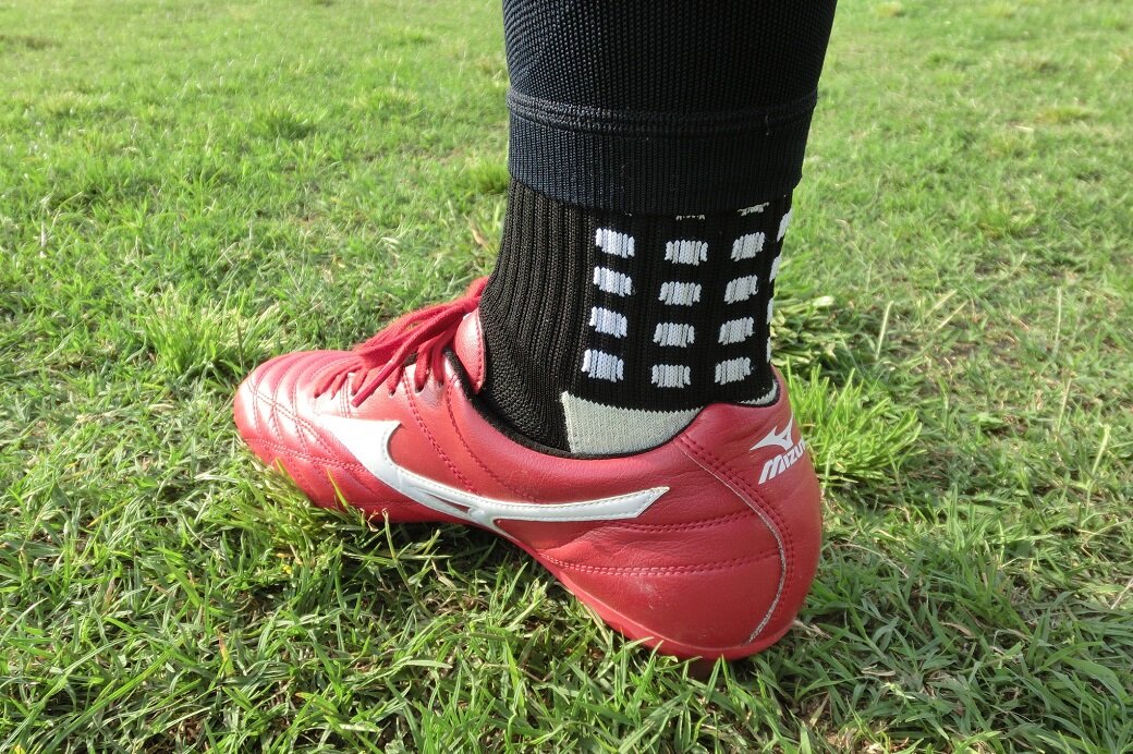 トゥルーソックス　スパイク　TRU 海外限定　25 TRUSOXのサッカースパイクが発売！その名も「TRU Tenaci FG