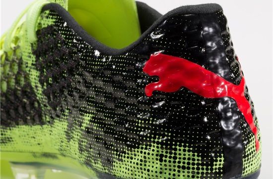 プーマ フューチャー18.1 NETFIT FG/AGにローカットモデル(LOW プーマ フューチャー18.1 NETFIT FG/AGにローカットモデル(LOW