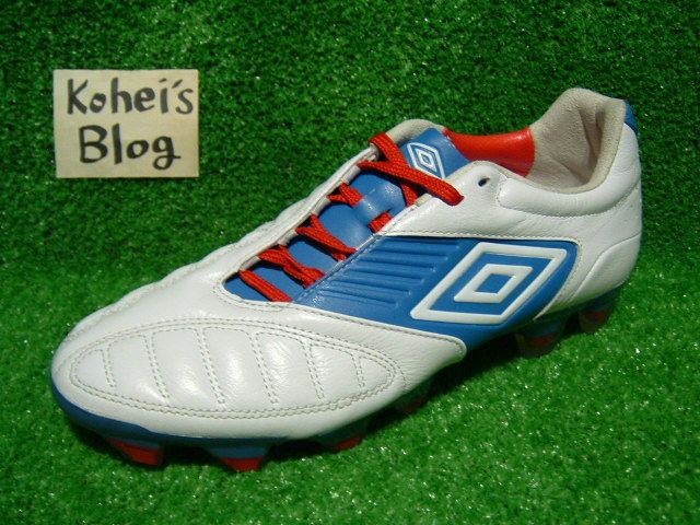 美品　umbro ジオメトラ アンブロサッカースパイク 『ジオメトラ』シリーズ