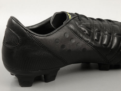 天然皮革仕様のエヴォパワー 1 L FG 登場 : Kohei's BLOG サッカー