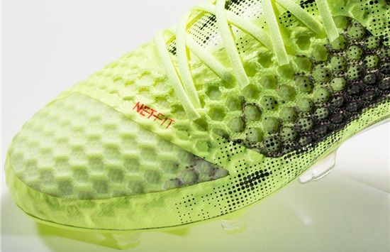 プーマ フューチャー18.1 NETFIT FG/AGにローカットモデル(LOW)が