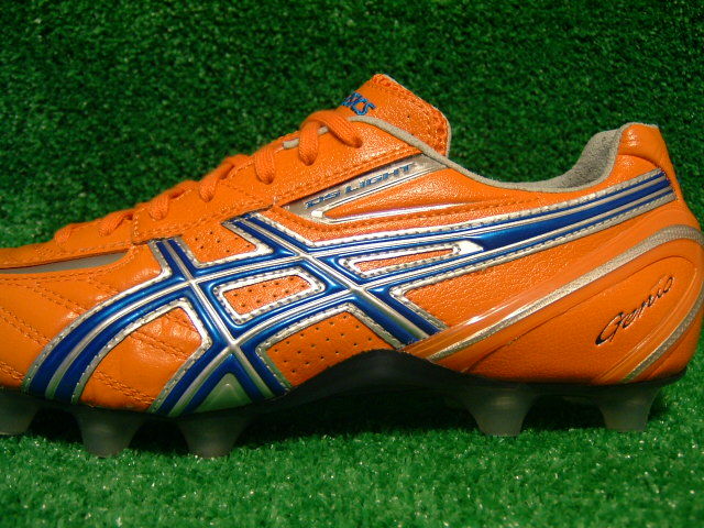 アシックス DSライト ジェニオ2 : Kohei's BLOG サッカースパイク情報