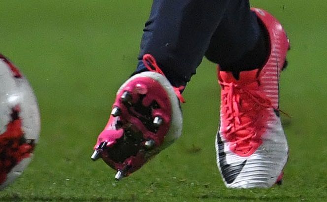 特注スパイク】 堂安律のマーキュリアルヴェイパー11FG