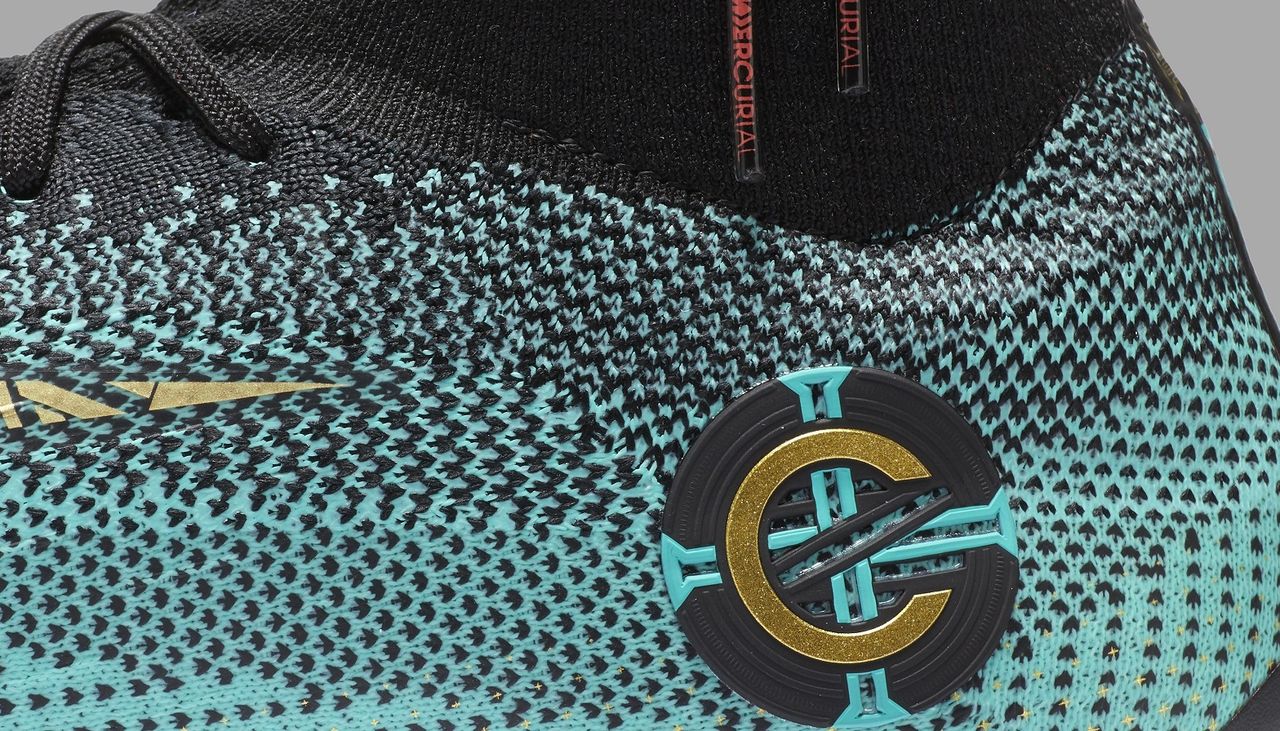 新色CR7チャプター6】 マーキュリアルスーパーフライ6 PRO CR7 HG 登場 