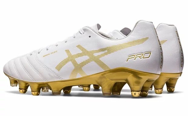 【未使用 タグ付き✨asics✨28cm】サッカー スパイク 冨安健洋 ホワイト 20802-136-
