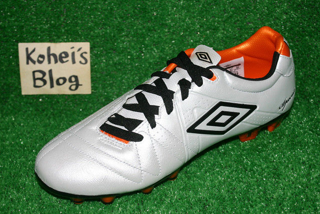 UMBRO スペシアーリ 3 プロ HG : Kohei's BLOG サッカースパイク情報ブログ