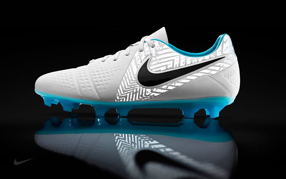 ナイキ ホワイトパック 登場 : Kohei's BLOG サッカースパイク情報ブログ