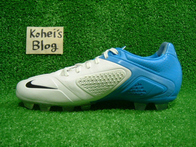 NIKE CTR360 マエストリ 2 HG CLASH PACK : Kohei's BLOG
