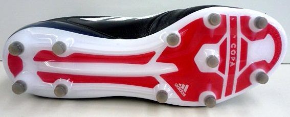 アディダス　スパイク　ブラック　レッド 新色】 adidasスパイク 黒 チェッカードブラックパック 登場