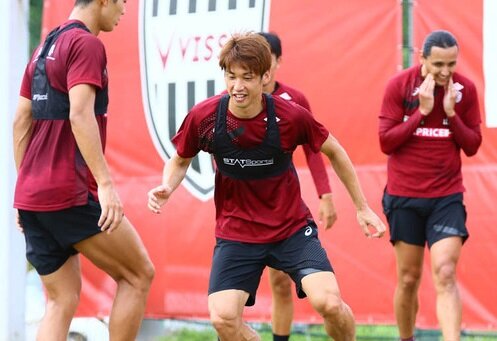 ヴィッセル神戸 大迫勇也選手 ブーツビアグラス - メルカリ
