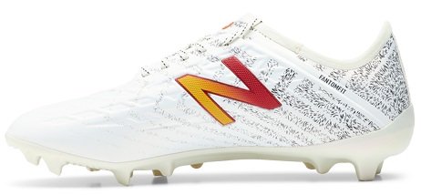 サディオ・マネ限定着用スパイク、ニューバランス「FURON V5 MAAGUM FG