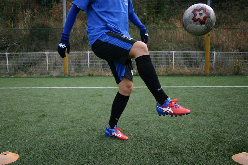 アシックス メナス レビュー Kohei S Blog サッカースパイク情報ブログ アシックス メナス レビュー Kohei S Blog サッカースパイク情報ブログ