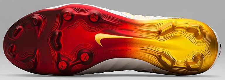NIKE ナイキ ティエンポ レジェンド セルヒオ・ラモス FG 26 NIKE ナイキ ティエンポ レジェンド セルヒオ・ラモス FG 26.5cm