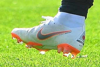 ナイキ JUST DO IT PACK (JDIパック)の国旗カスタマイズ仕様が海外で