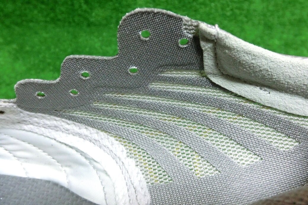 ミズノ モレリアネオ2β 機能性まとめ (シルバー) : Kohei's BLOG