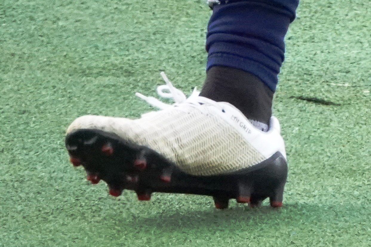 希少　大津祐樹着用マリノストレーニングトップ　トップ支給品非売品 横浜FMvsマンC 前日練習でのマリノスの着用スパイクレポート